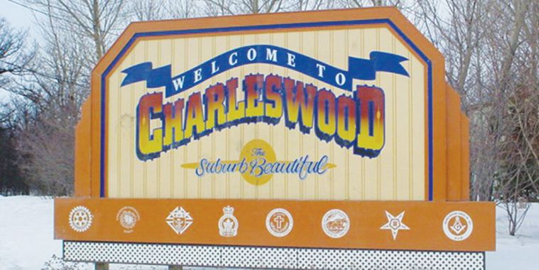 08-1-Charleswood-welcome-sign.jpg (288 KB)